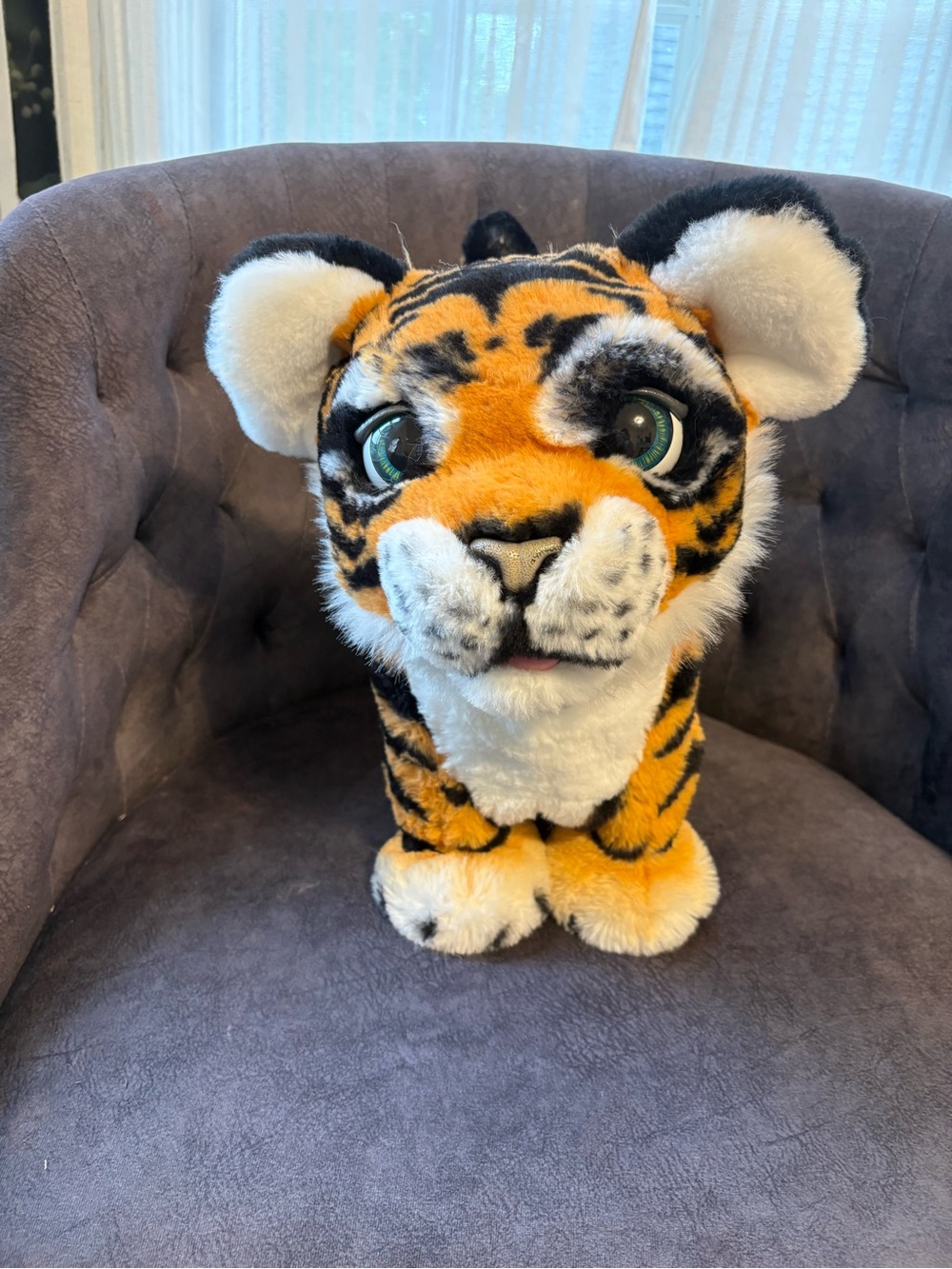 Fur Real Roarin’ Tyler interactive Tiger